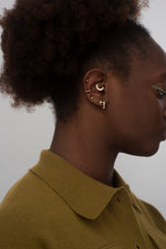 Load image into Gallery viewer, 14K Solid Gold Daisy Flower