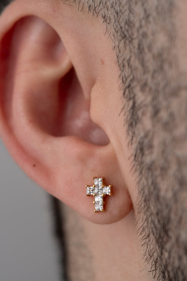 Cross Stud