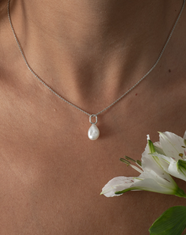 Drop Pearl Charm Necklace